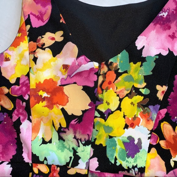 The Limited Floral Dress Sz 4 EUC - Picture 6 of 7